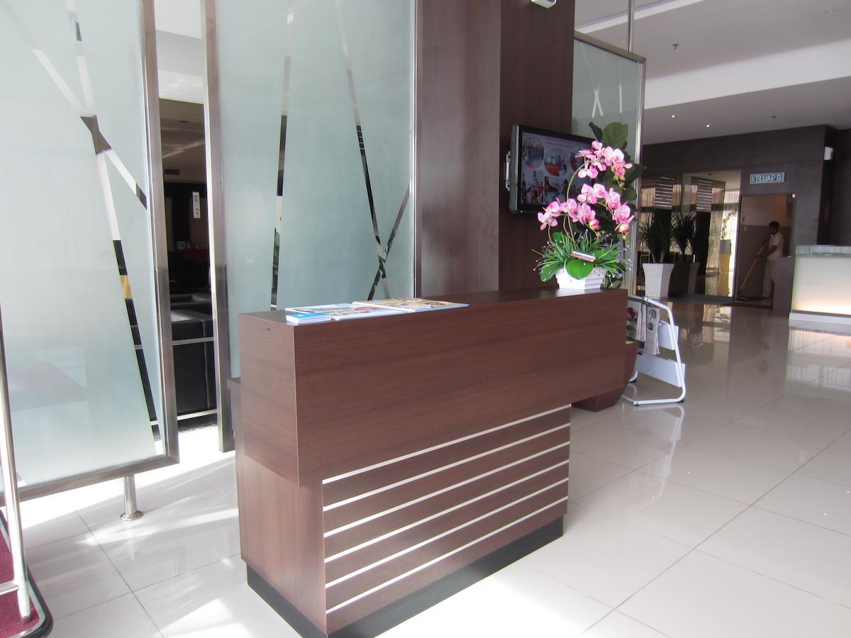 D Hotel Seri Iskandar Exterior foto